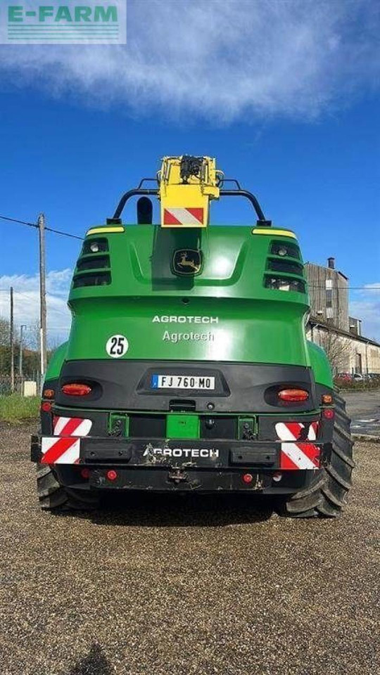 John Deere 8400 - Ensileuse: photos 4 John Deere 8400 - Ensileuse: photos 4