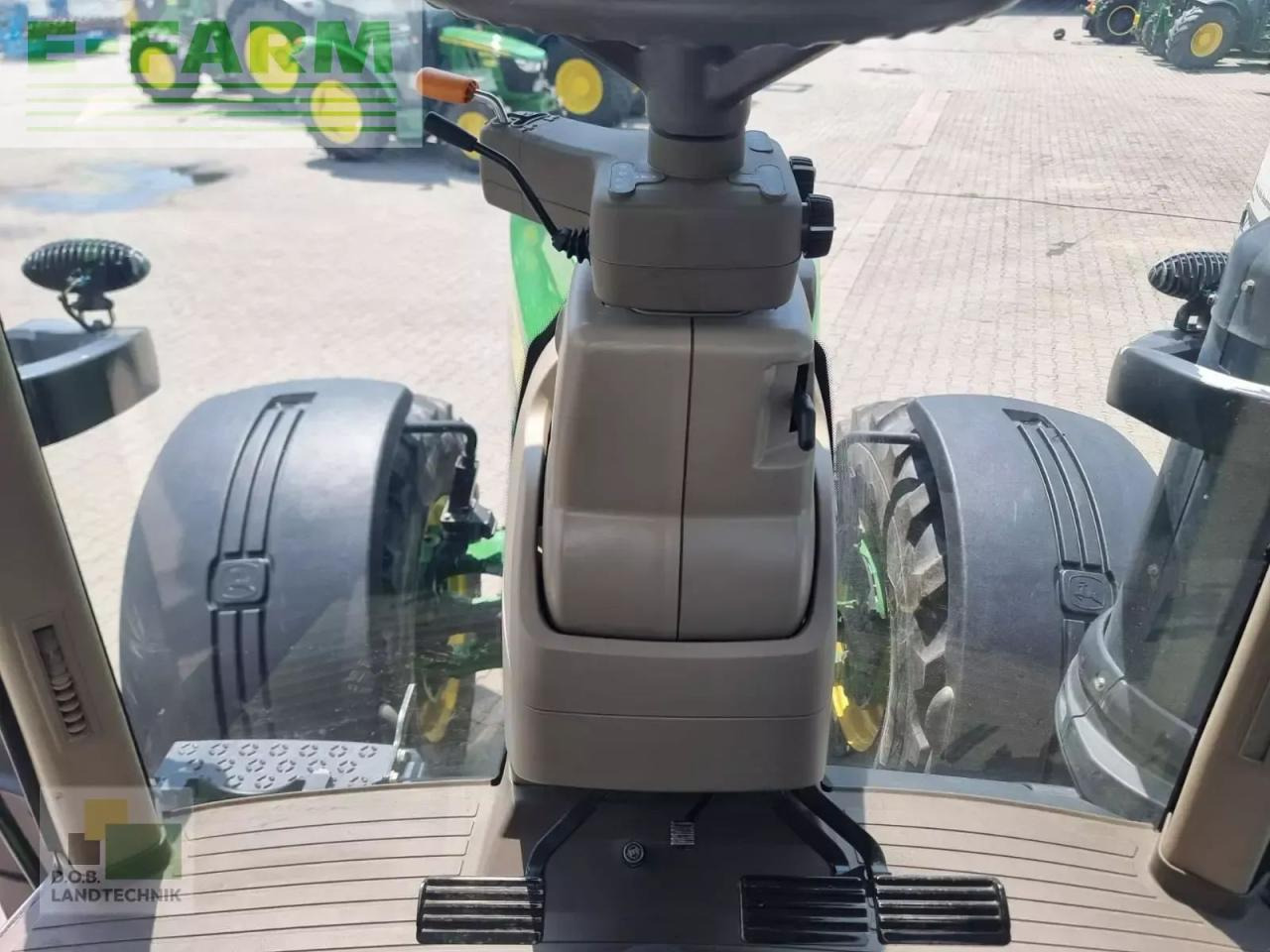 Tracteur agricole John Deere 8400 r: photos 21