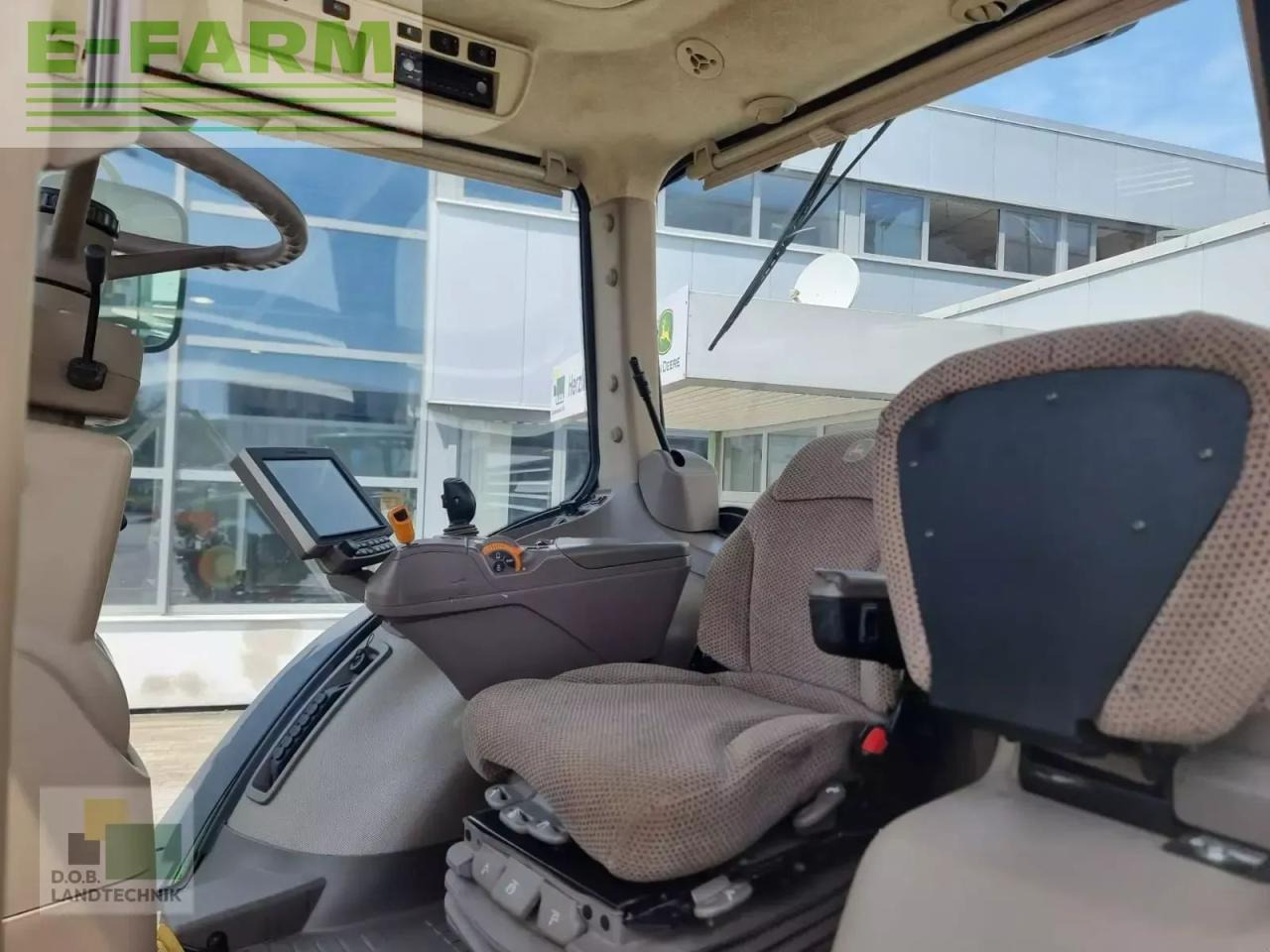 Tracteur agricole John Deere 8400 r: photos 14