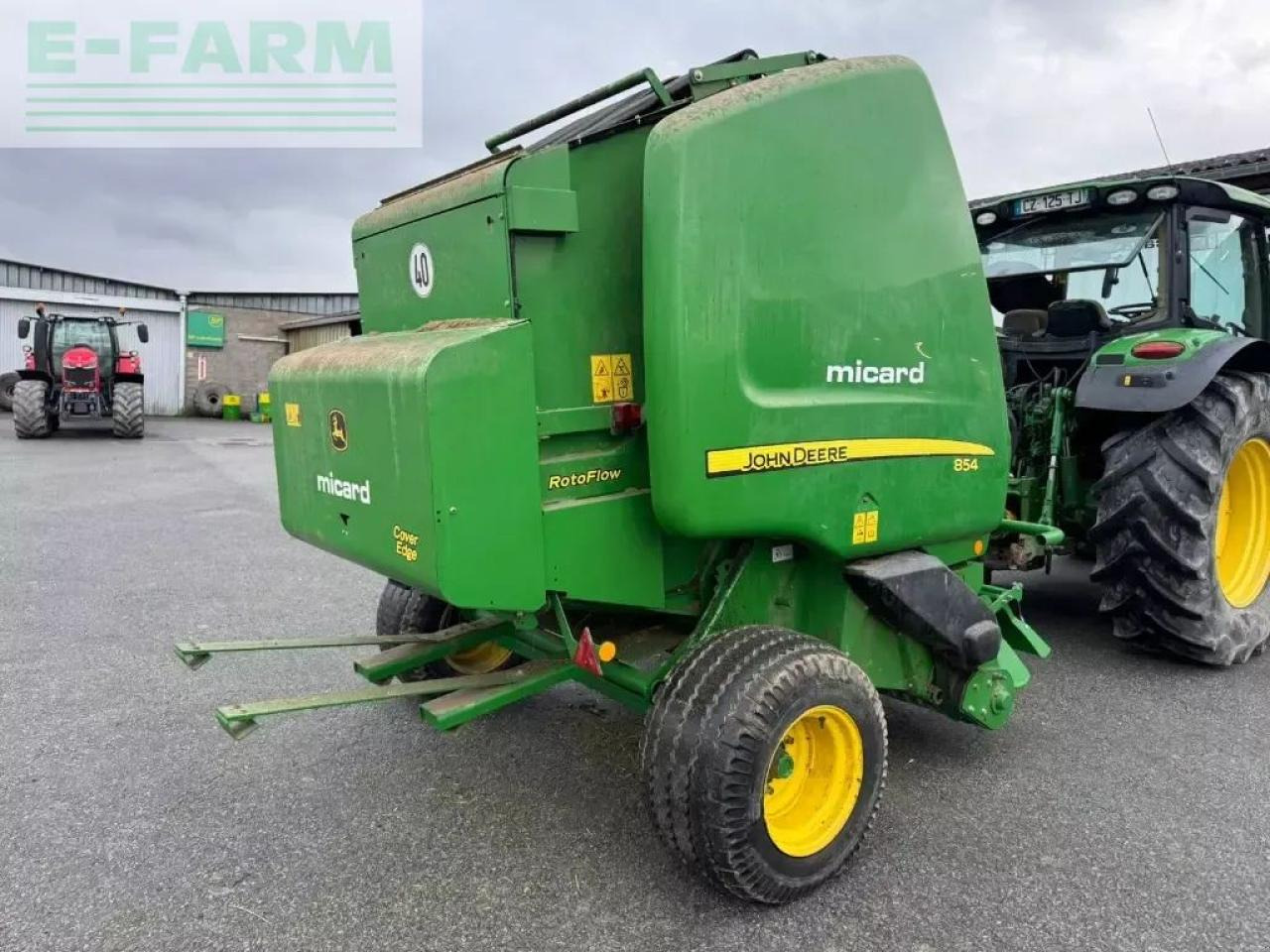John Deere 854 destockage - Presse à balles cubiques: photos 4 John Deere 854 destockage - Presse à balles cubiques: photos 4