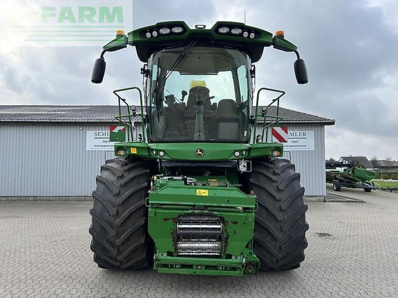 John Deere 8600i - Ensileuse: photos 2 John Deere 8600i - Ensileuse: photos 2