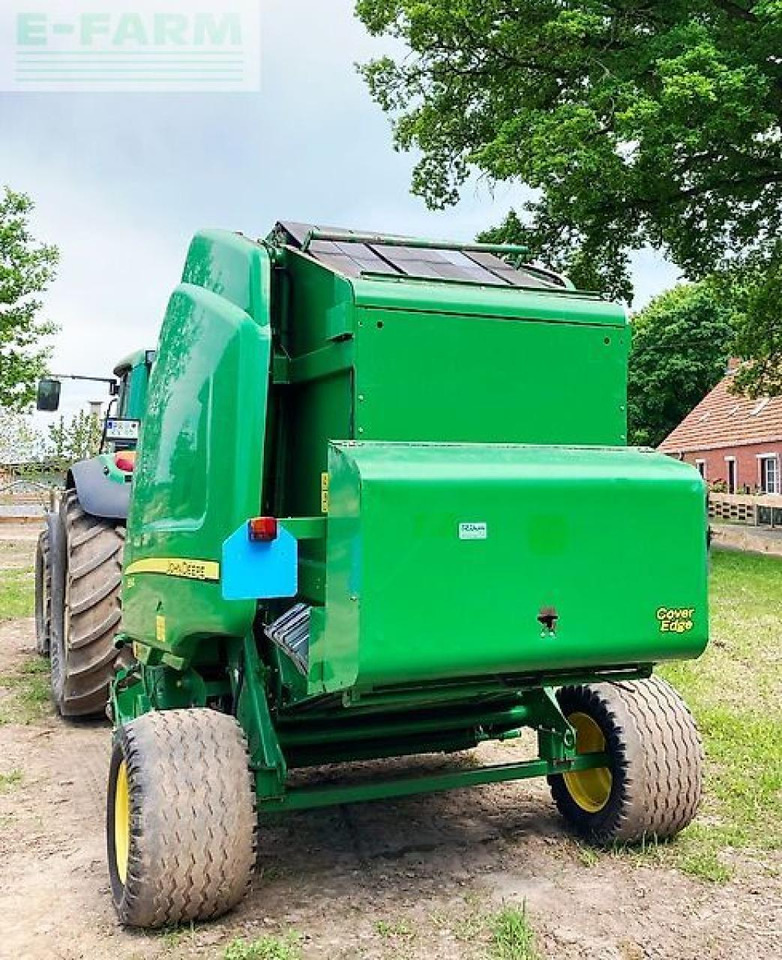 John Deere 864 premium maxicut - Presse à balles cubiques: photos 4 John Deere 864 premium maxicut - Presse à balles cubiques: photos 4