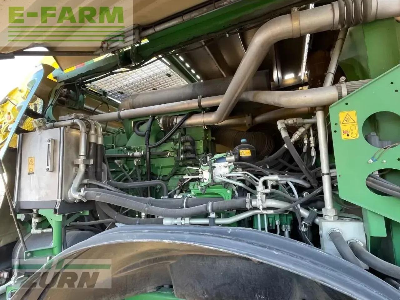 Ensileuse John Deere 8700i: photos 16 Ensileuse John Deere 8700i: photos 16