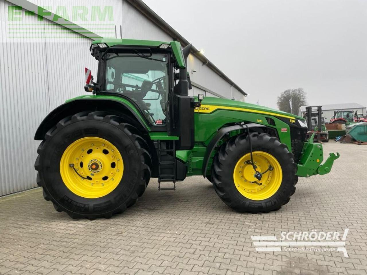 John Deere 8r 310 autopower - Tracteur agricole: photos 3 John Deere 8r 310 autopower - Tracteur agricole: photos 3