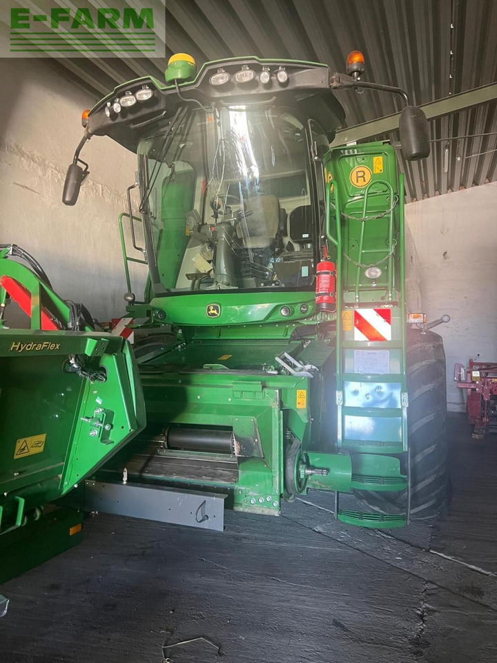 John Deere T550 - Moissonneuse-batteuse: photos 3 John Deere T550 - Moissonneuse-batteuse: photos 3