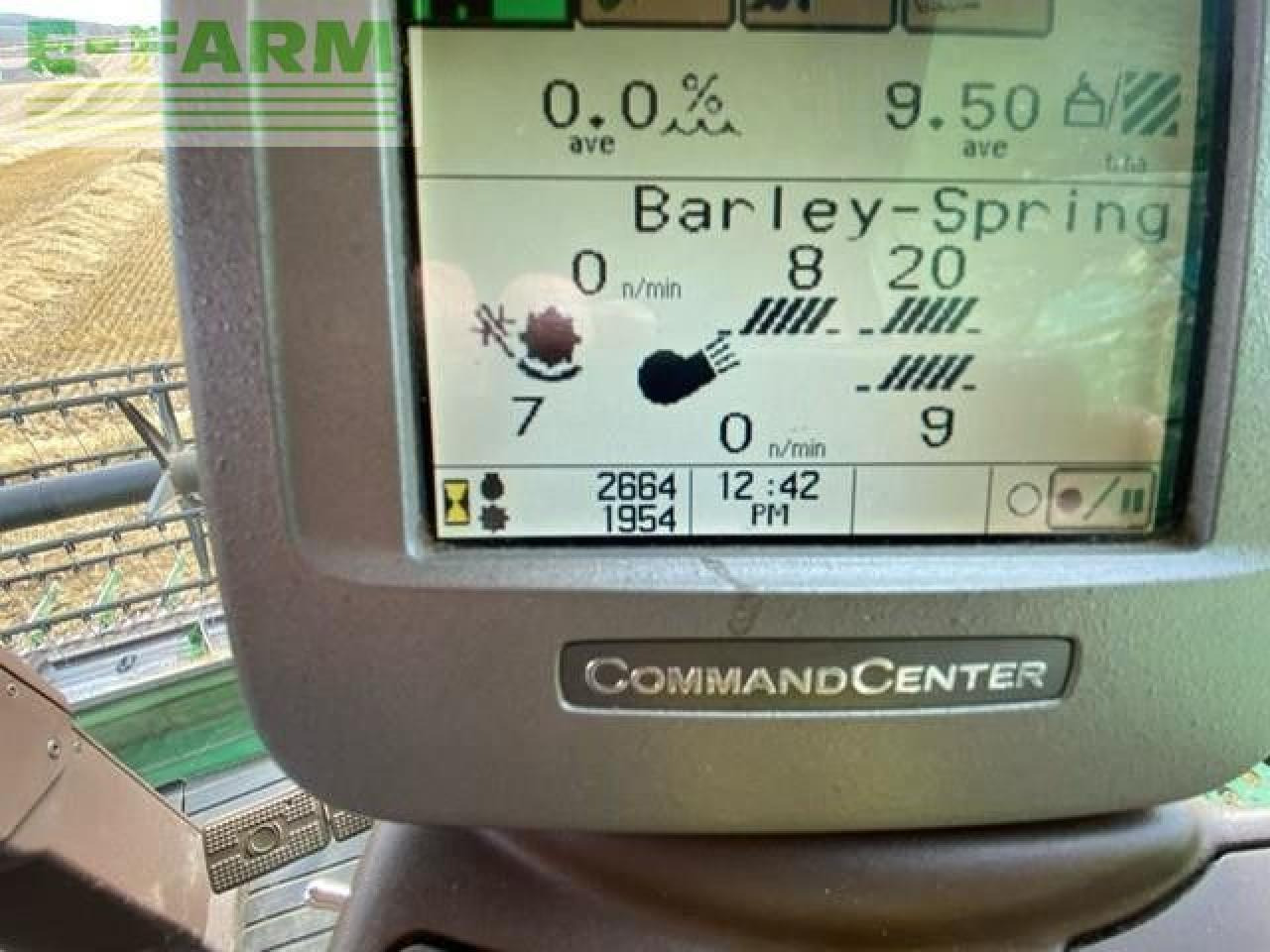 John Deere T670 4WD - Moissonneuse-batteuse: photos 3 John Deere T670 4WD - Moissonneuse-batteuse: photos 3
