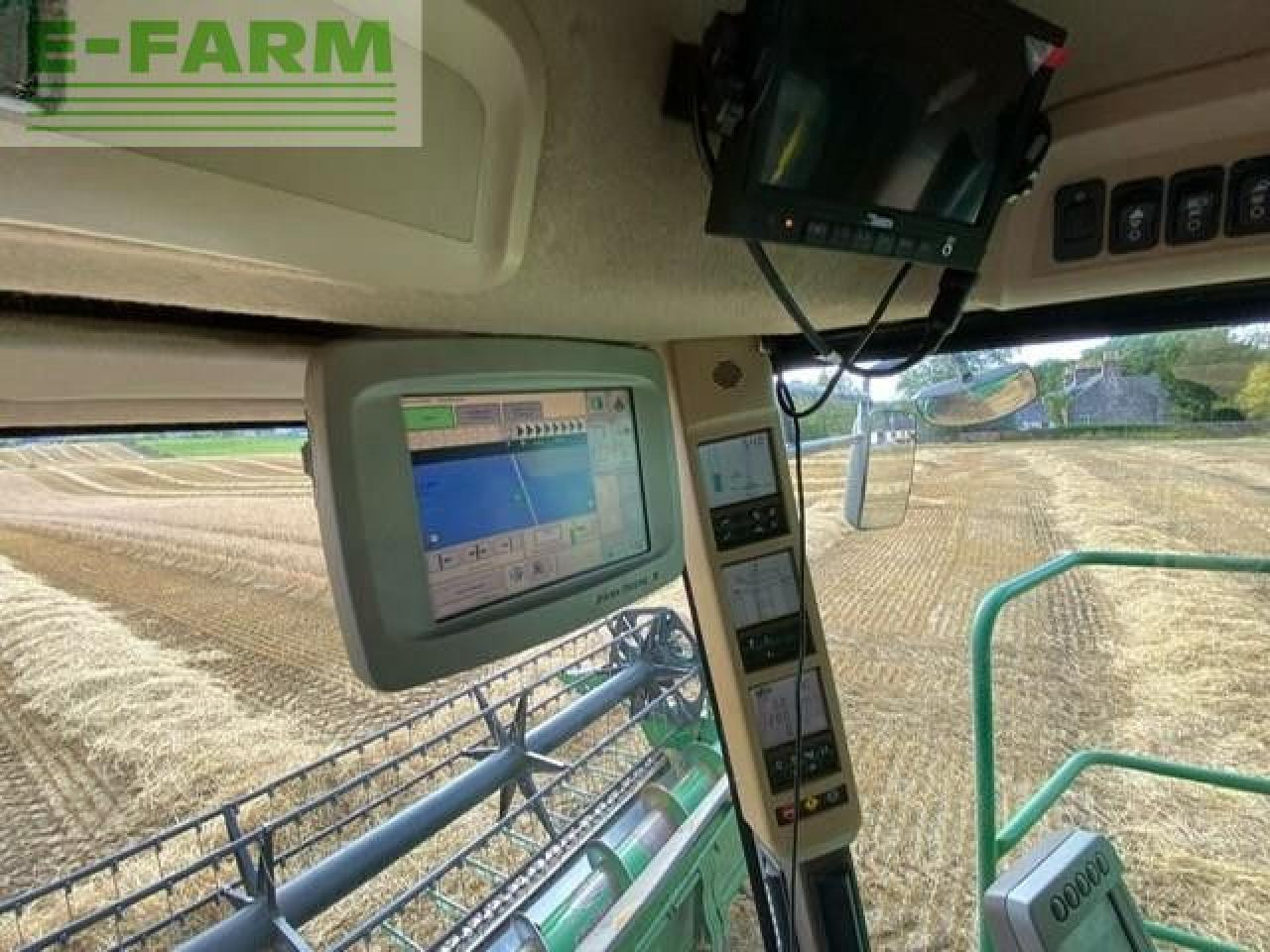John Deere T670 4WD - Moissonneuse-batteuse: photos 4 John Deere T670 4WD - Moissonneuse-batteuse: photos 4