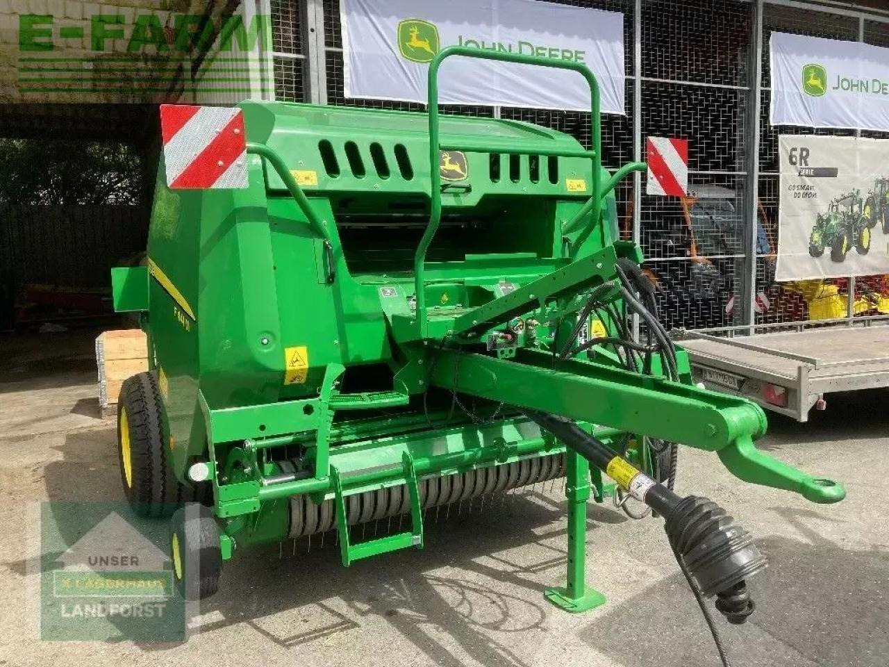 John Deere f 441 m - Presse à balles cubiques: photos 2 John Deere f 441 m - Presse à balles cubiques: photos 2