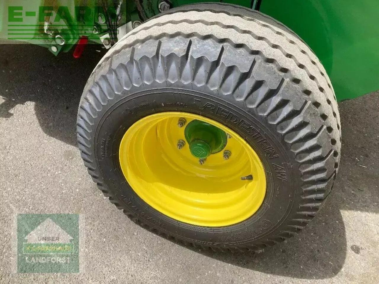 John Deere f 441 m - Presse à balles cubiques: photos 5 John Deere f 441 m - Presse à balles cubiques: photos 5