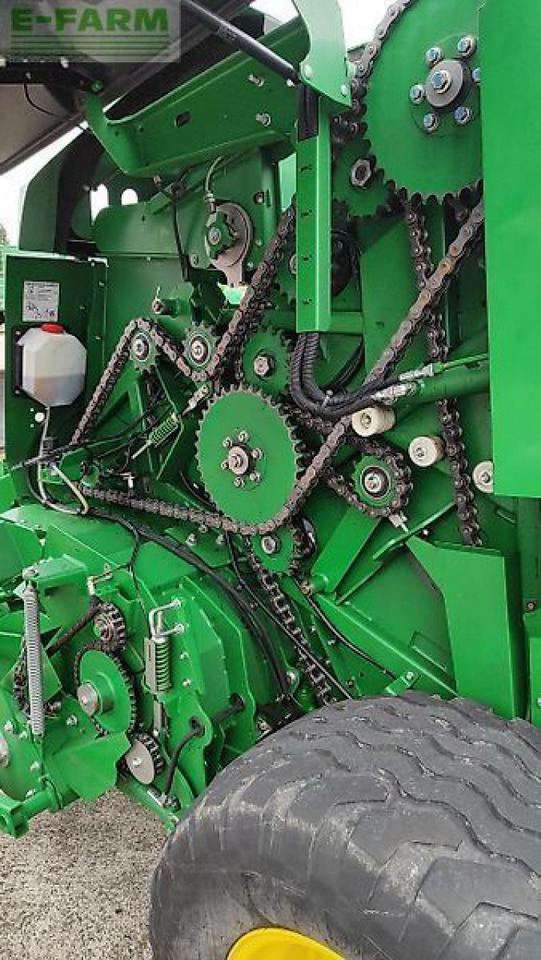 Presse à balles cubiques John Deere f441r: photos 8 Presse à balles cubiques John Deere f441r: photos 8