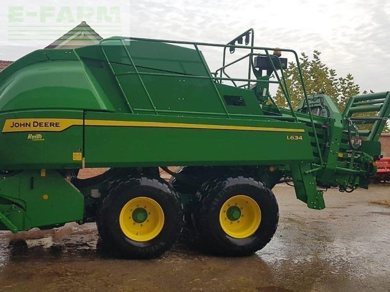 John Deere l634 - Presse à balles cubiques: photos 4 John Deere l634 - Presse à balles cubiques: photos 4