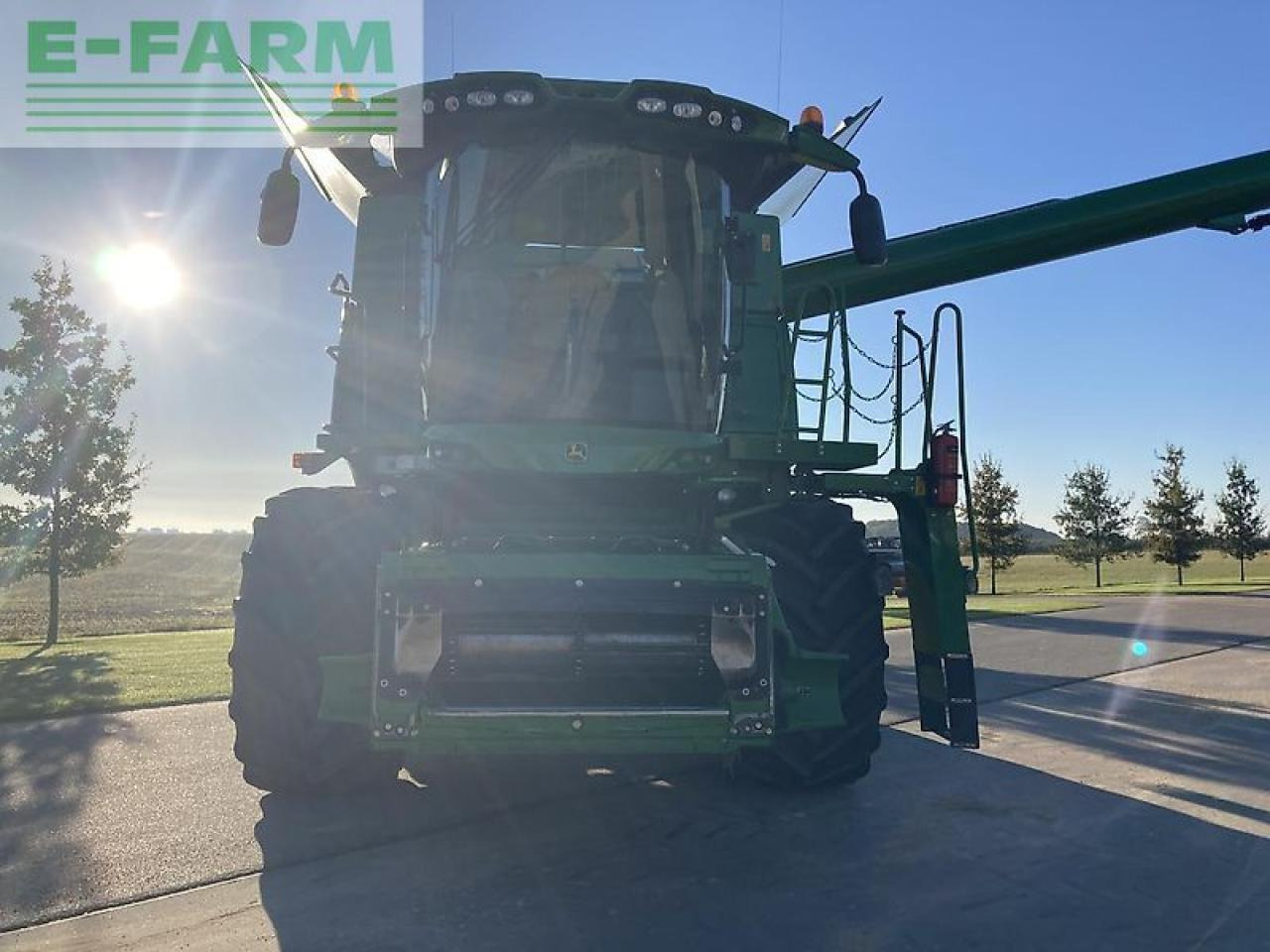 John Deere s690i - Moissonneuse-batteuse: photos 4 John Deere s690i - Moissonneuse-batteuse: photos 4