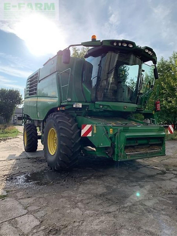 John Deere t660 - Moissonneuse-batteuse: photos 1 John Deere t660 - Moissonneuse-batteuse: photos 1