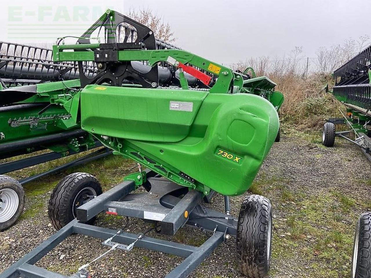 Moissonneuse-batteuse John Deere t660 my23 prod 30: photos 18