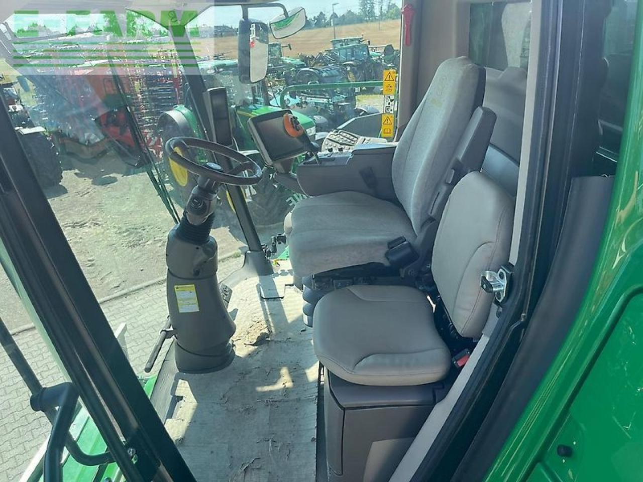 John Deere t670 hm - Moissonneuse-batteuse: photos 5 John Deere t670 hm - Moissonneuse-batteuse: photos 5