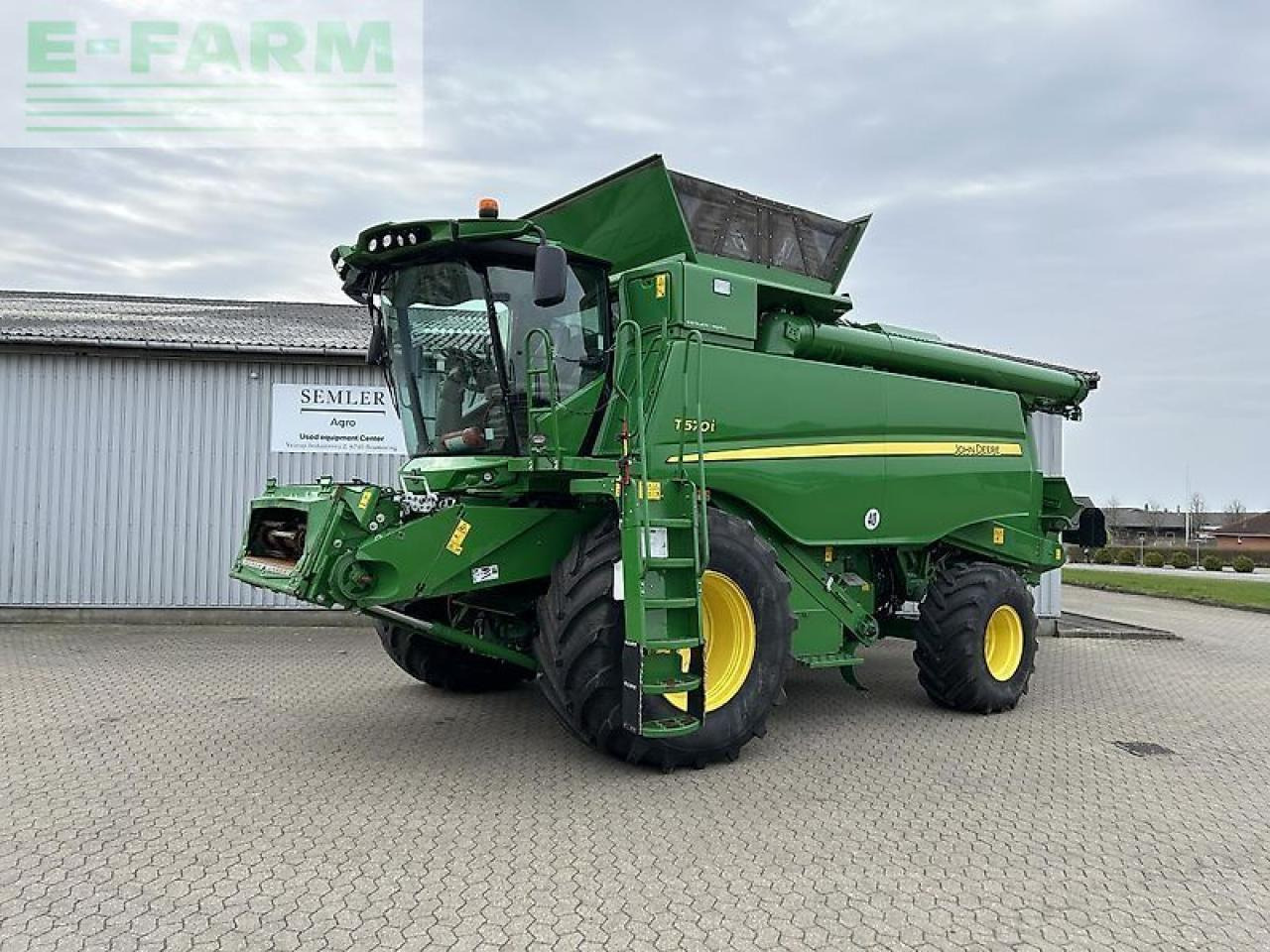 John Deere t670i - Moissonneuse-batteuse: photos 1 John Deere t670i - Moissonneuse-batteuse: photos 1