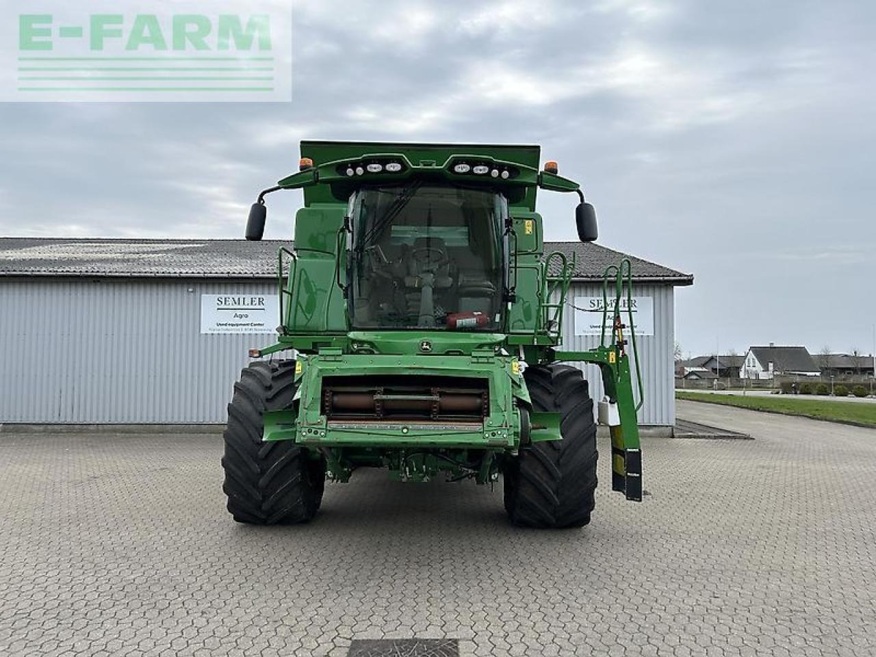 John Deere t670i - Moissonneuse-batteuse: photos 2 John Deere t670i - Moissonneuse-batteuse: photos 2