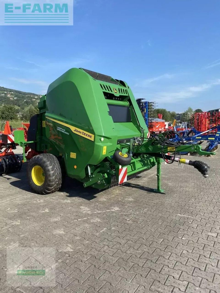 John Deere v451 m - Presse à balles cubiques: photos 4 John Deere v451 m - Presse à balles cubiques: photos 4