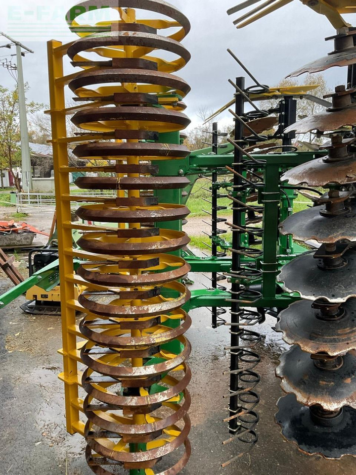 Kerner Helix 450 - Cover crop: photos 3 Kerner Helix 450 - Cover crop: photos 3