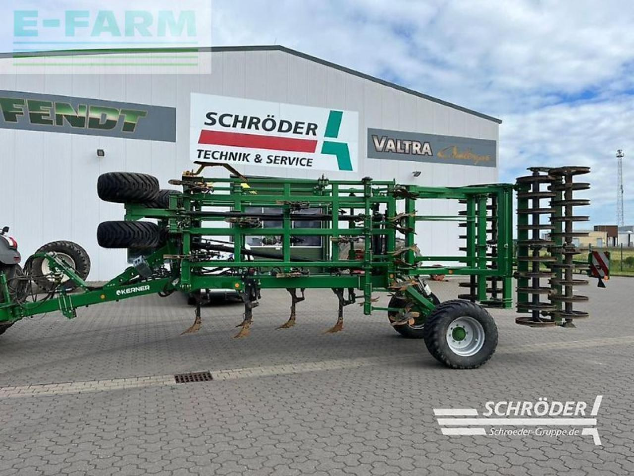 Kerner x4 460 + 2 satz walzen - Bineuse: photos 1 Kerner x4 460 + 2 satz walzen - Bineuse: photos 1