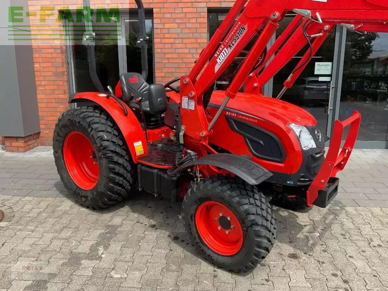 Kioti dk 4520 hs - Tracteur agricole: photos 2 Kioti dk 4520 hs - Tracteur agricole: photos 2