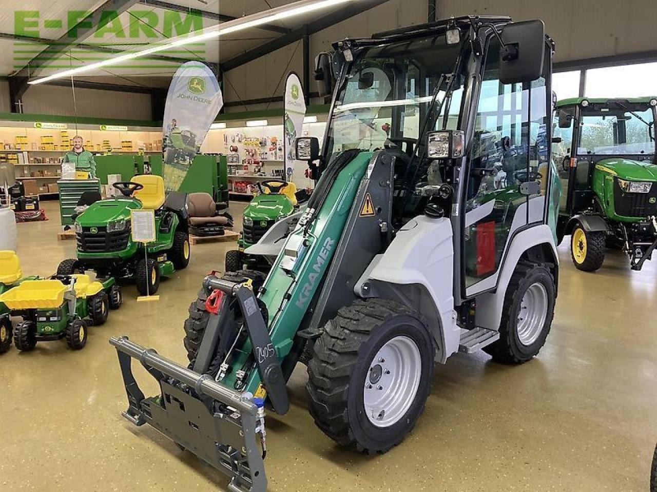 Kramer kl12.5 - Mini pelle: photos 1 Kramer kl12.5 - Mini pelle: photos 1