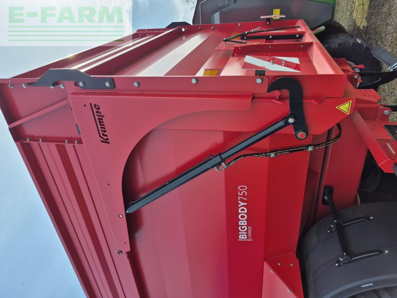 Krampe BIG BODY 750 - Benne agricole: photos 1 Krampe BIG BODY 750 - Benne agricole: photos 1