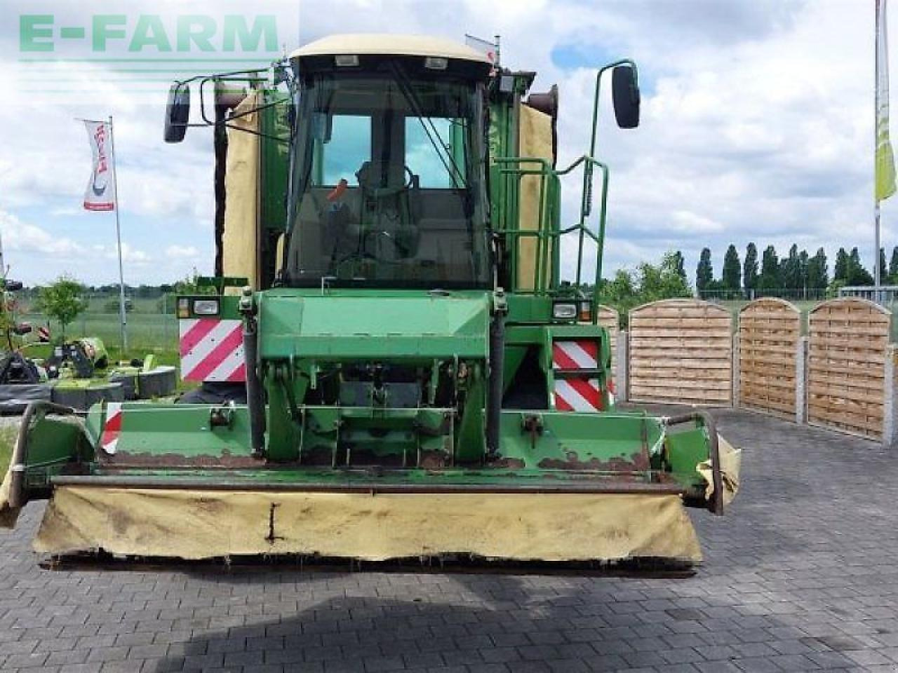 Krone big m - Faucheuse: photos 3 Krone big m - Faucheuse: photos 3