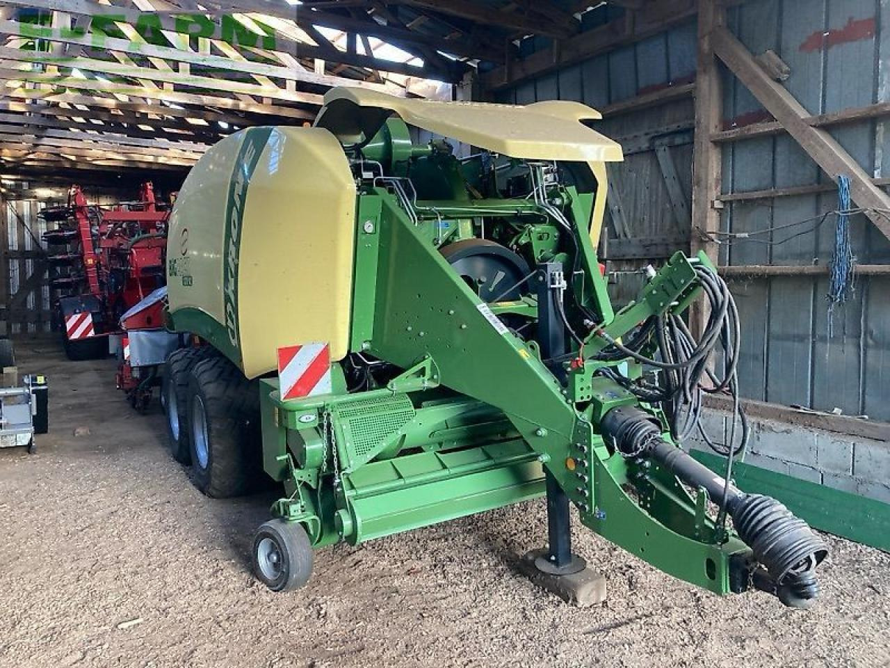 Krone big pack 1270 vc - Presse à balles cubiques: photos 2 Krone big pack 1270 vc - Presse à balles cubiques: photos 2