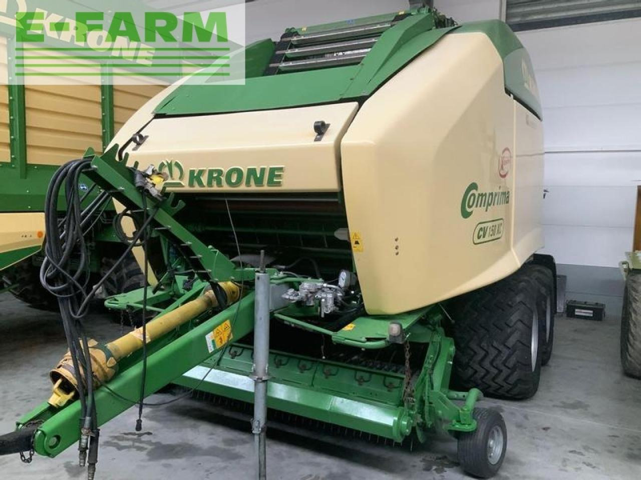 Krone comprima cv 150 xc - Presse à balles cubiques: photos 1 Krone comprima cv 150 xc - Presse à balles cubiques: photos 1
