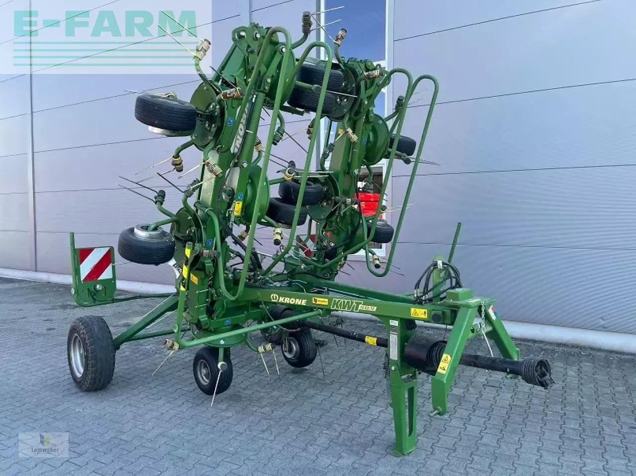 Krone kwt 10.02/10 - Faneuse: photos 1 Krone kwt 10.02/10 - Faneuse: photos 1