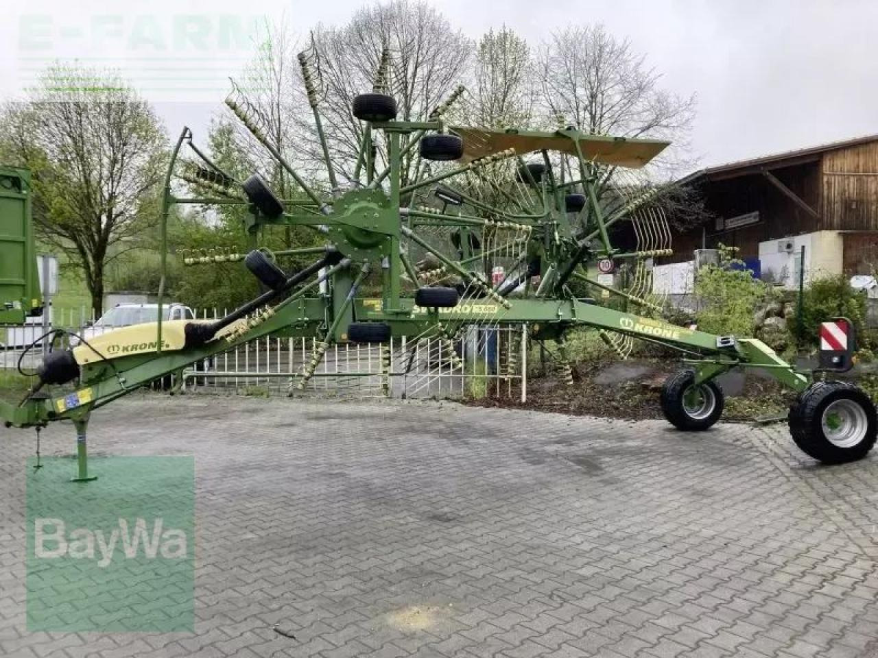 Krone swadro ts 680 - Faneuse: photos 1 Krone swadro ts 680 - Faneuse: photos 1