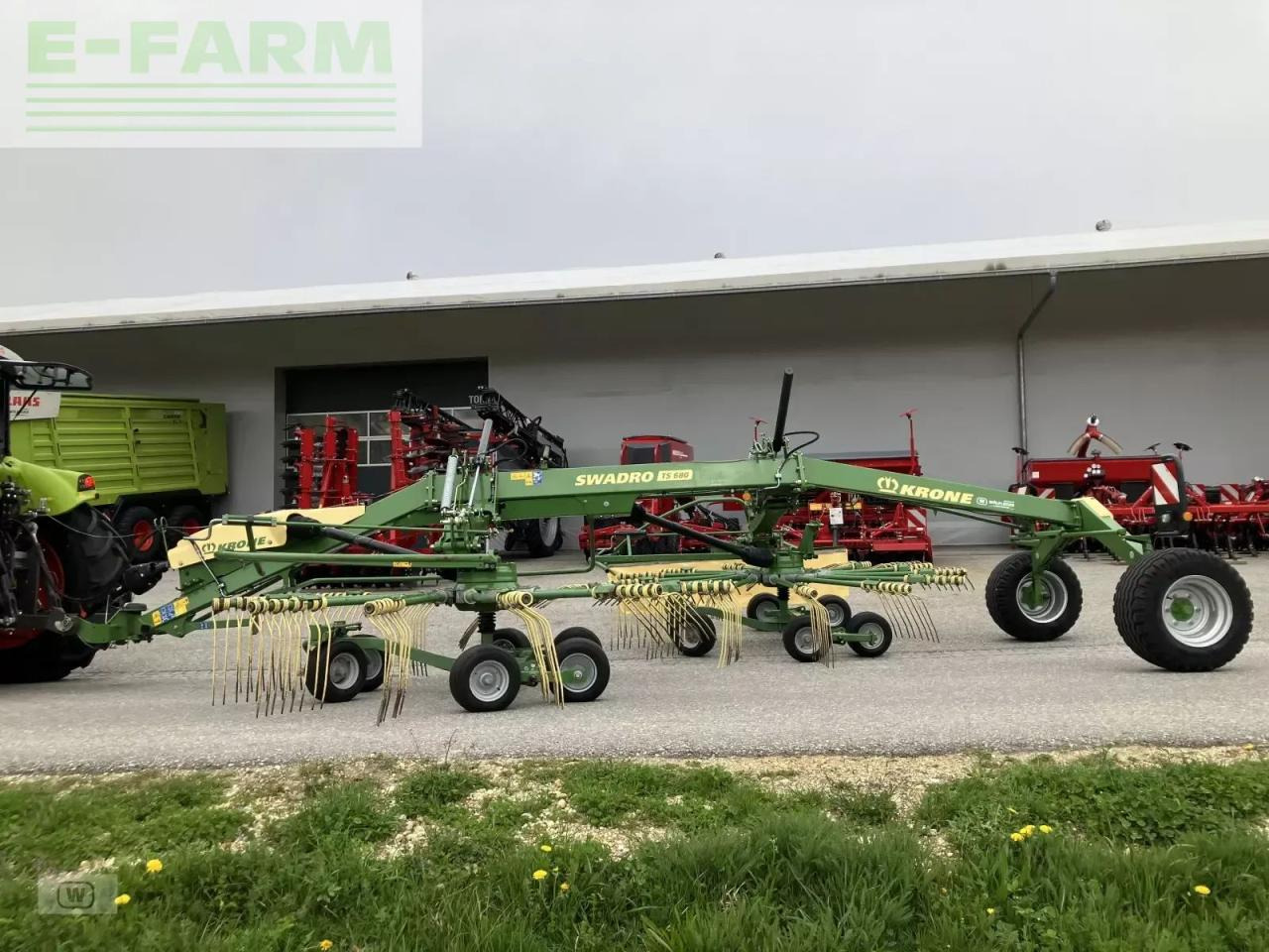 Krone swadro ts 680 - Faneuse: photos 2 Krone swadro ts 680 - Faneuse: photos 2
