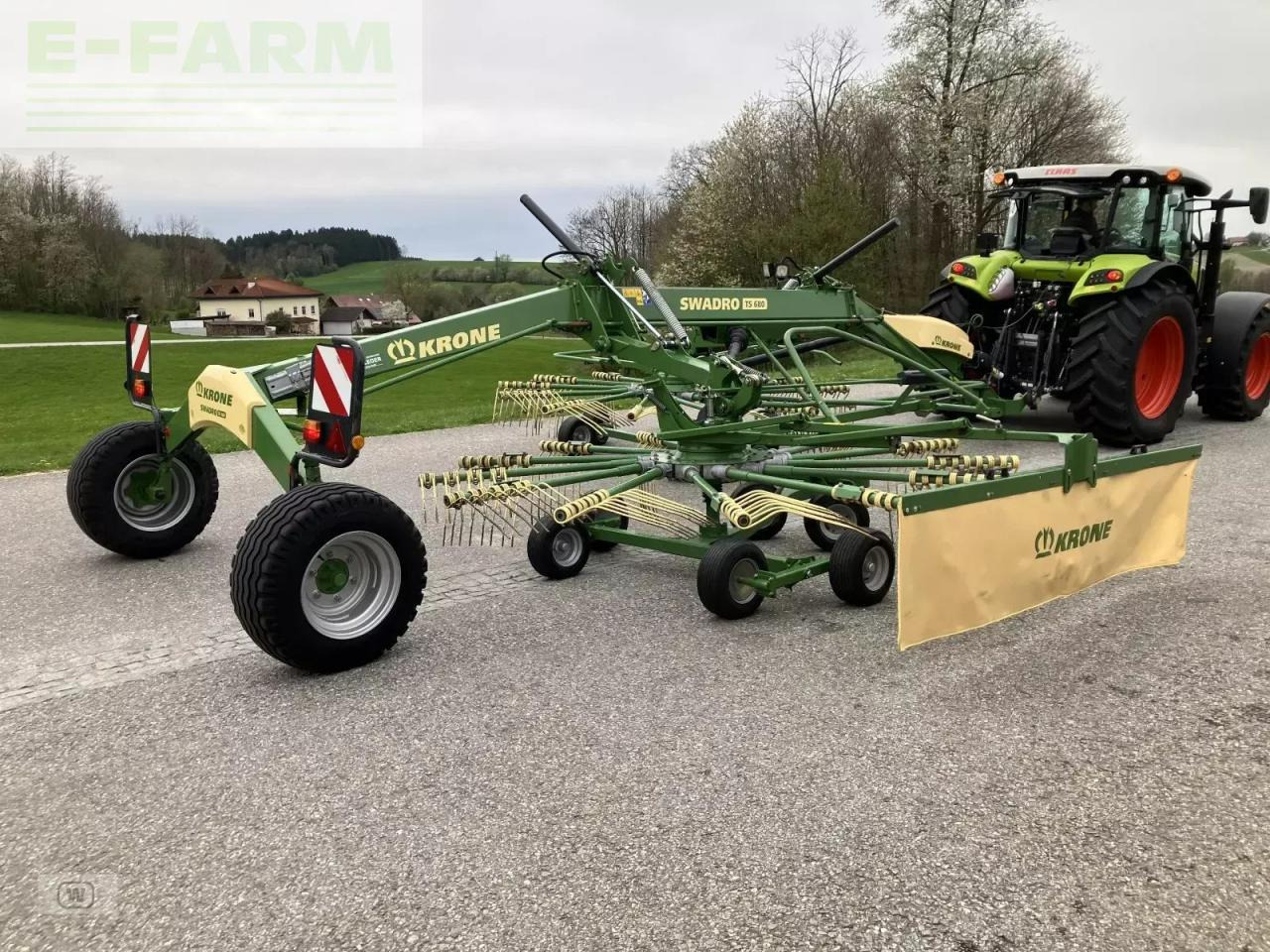 Krone swadro ts 680 - Faneuse: photos 5 Krone swadro ts 680 - Faneuse: photos 5