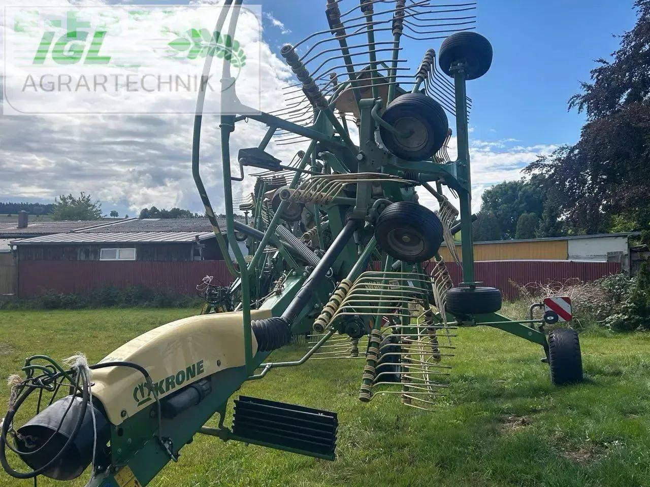 Krone swadro ts 680 - Faneuse: photos 3 Krone swadro ts 680 - Faneuse: photos 3