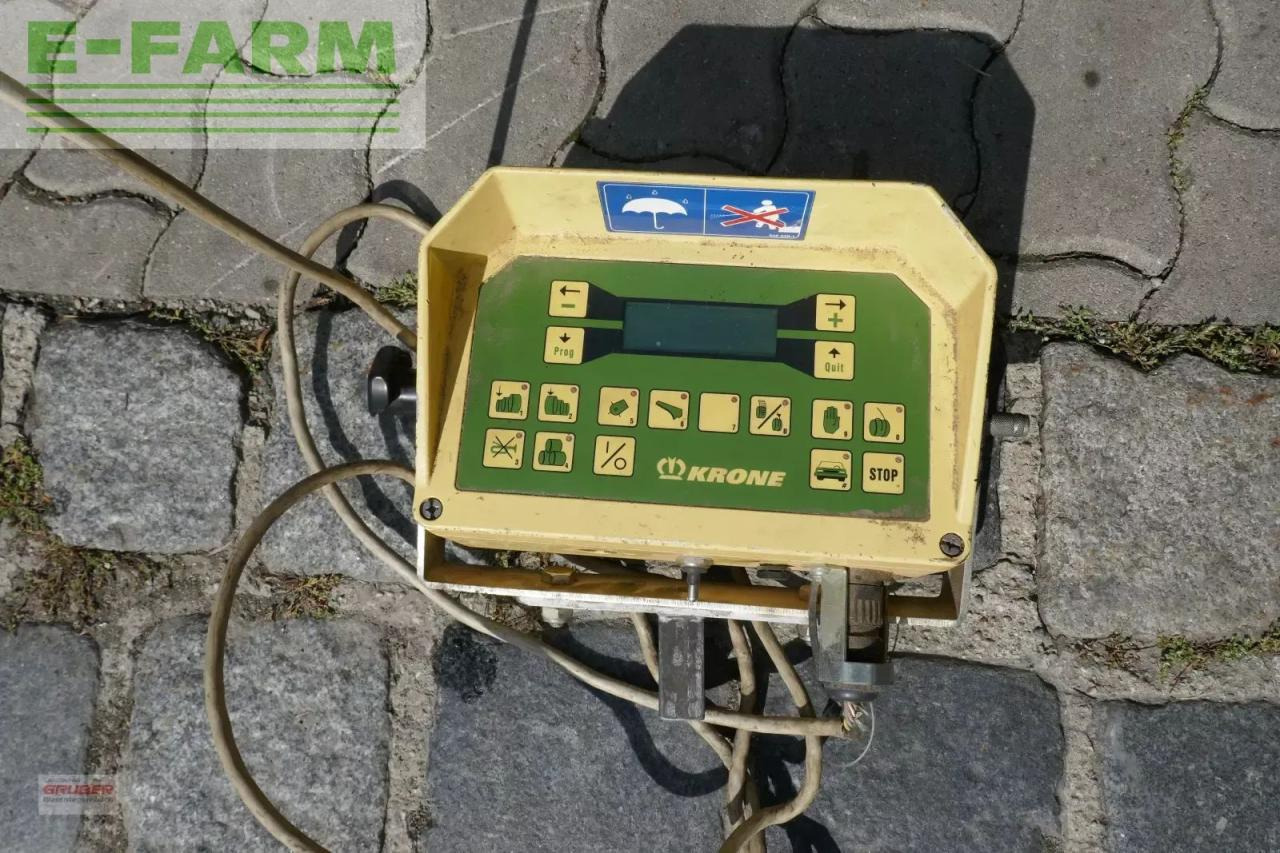 Presse à balles cubiques Krone vario pack 1500 mc: photos 8