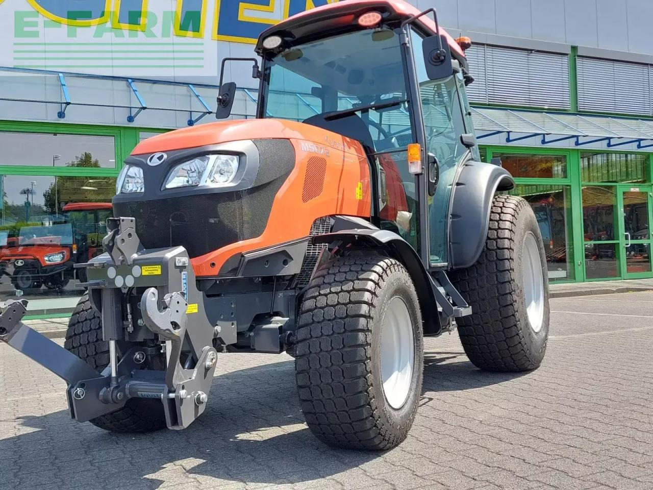 Kubota m5-072 narrow - Tracteur agricole: photos 2 Kubota m5-072 narrow - Tracteur agricole: photos 2