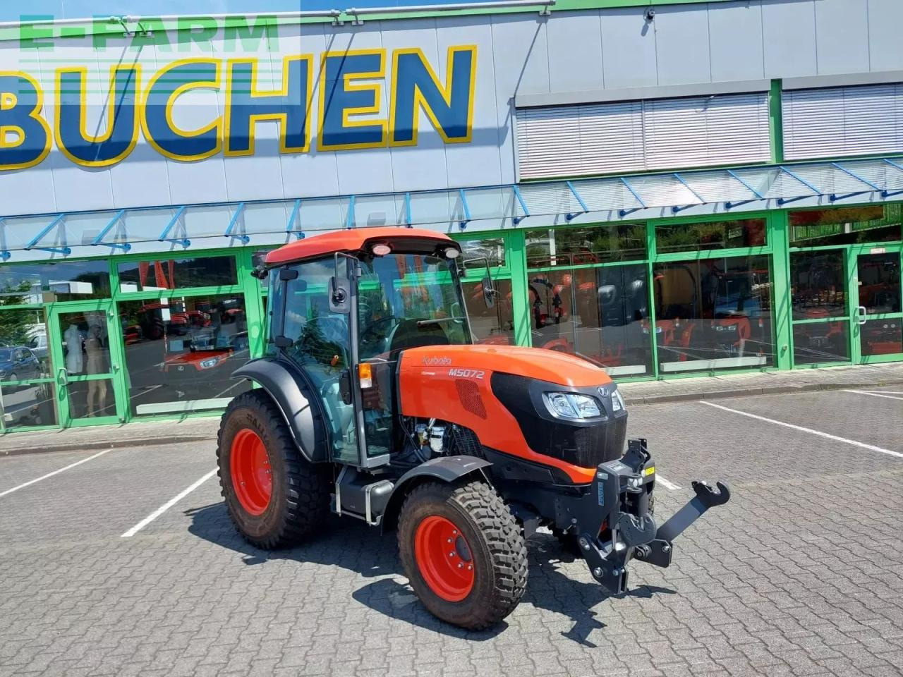 Kubota m5-072 narrow cab - Tracteur agricole: photos 5 Kubota m5-072 narrow cab - Tracteur agricole: photos 5