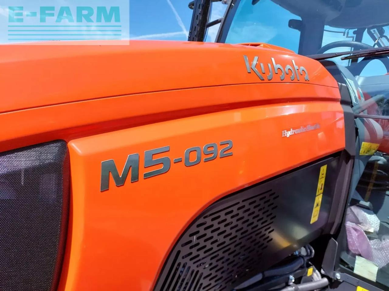Kubota m5-092 cab - Tracteur agricole: photos 5 Kubota m5-092 cab - Tracteur agricole: photos 5