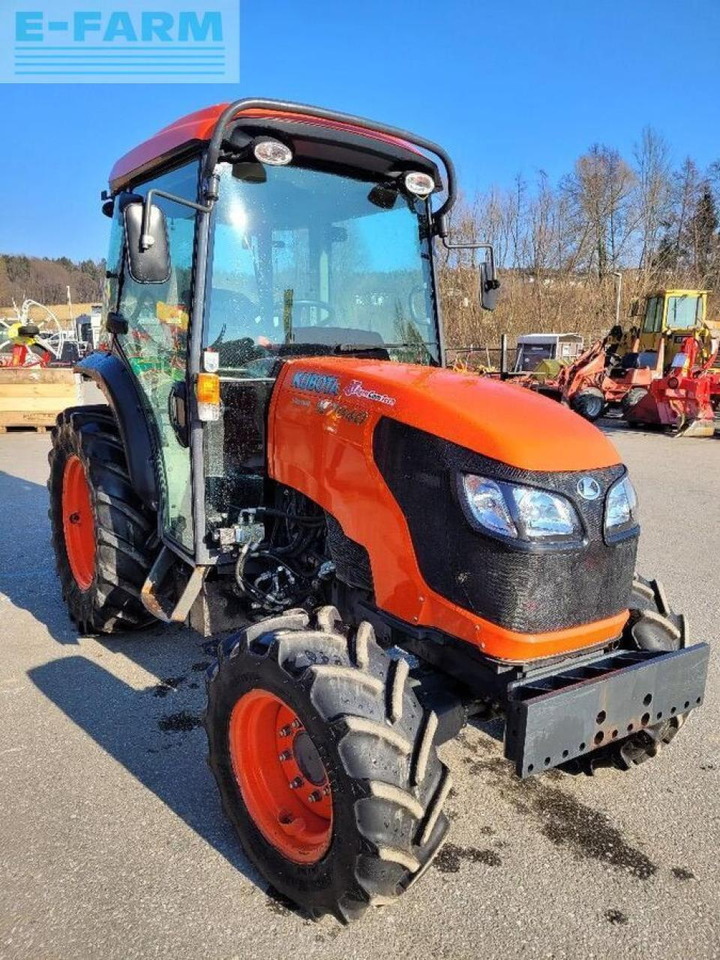 Kubota narrow m7040 - Tracteur agricole: photos 1 Kubota narrow m7040 - Tracteur agricole: photos 1