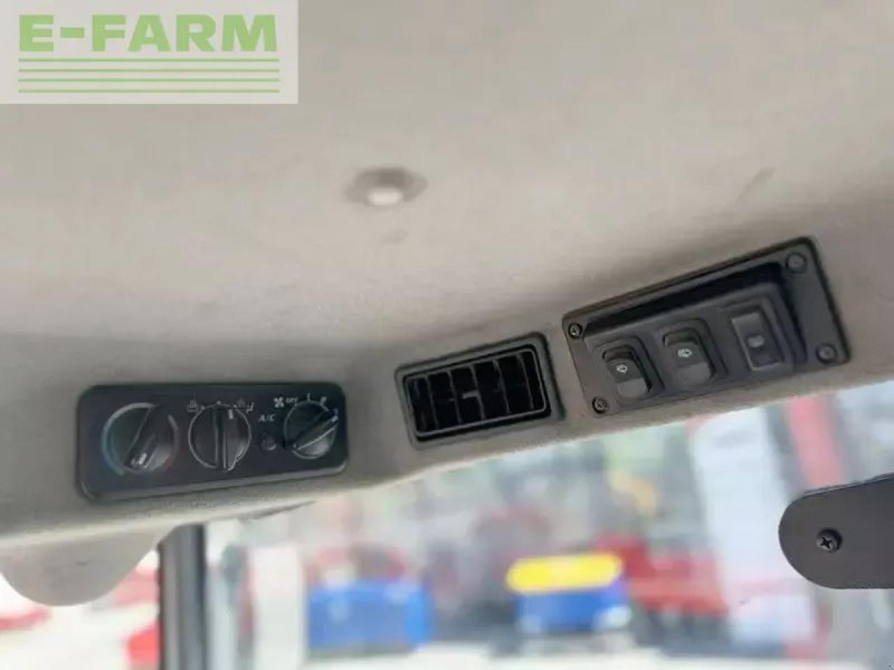 Tracteur agricole Kubota stw 40: photos 12 Tracteur agricole Kubota stw 40: photos 12