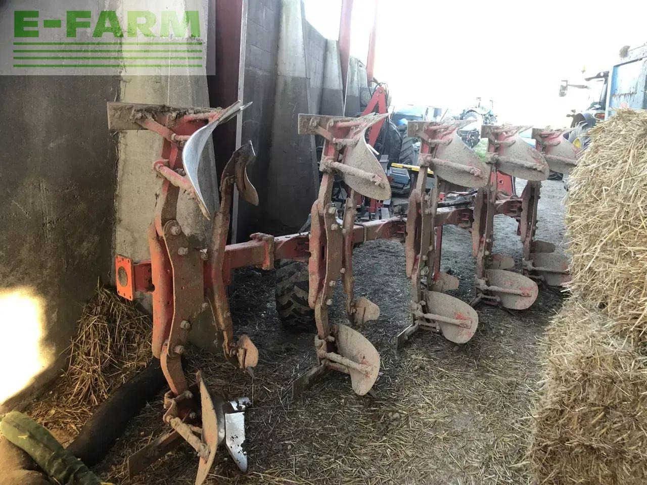 Kuhn 122 varimaster - Charrue: photos 3 Kuhn 122 varimaster - Charrue: photos 3