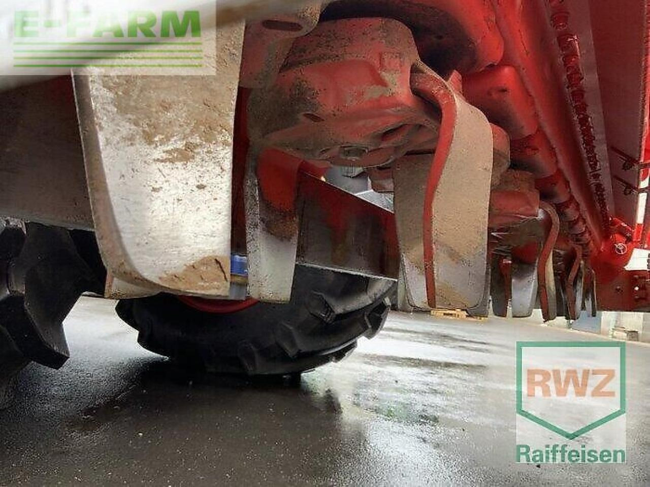Kuhn combiliner venta lc302 (55+10,2 ha) - Semoir: photos 3 Kuhn combiliner venta lc302 (55+10,2 ha) - Semoir: photos 3
