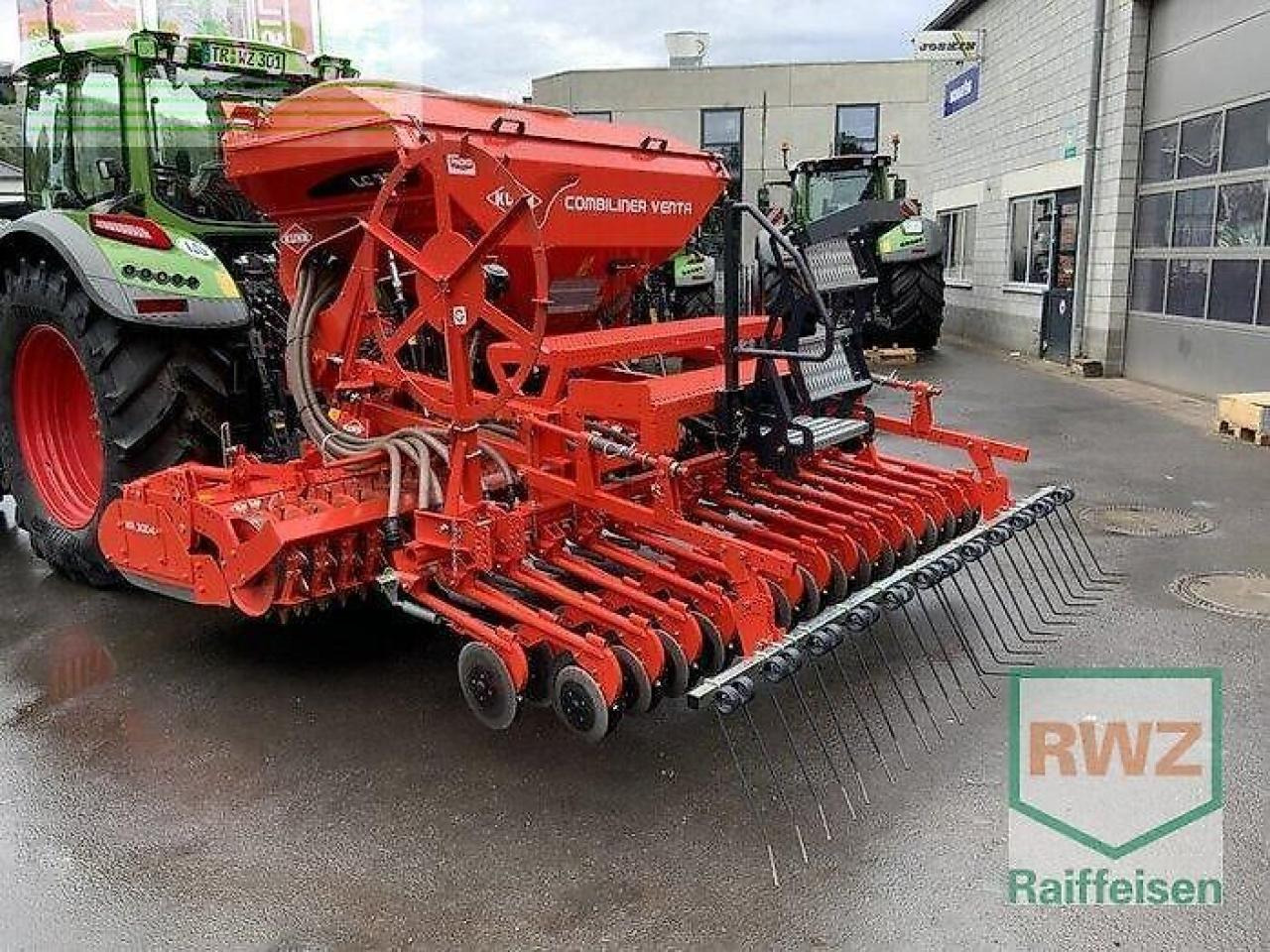 Kuhn combiliner venta lc302 (55+10,2 ha) - Semoir: photos 2 Kuhn combiliner venta lc302 (55+10,2 ha) - Semoir: photos 2