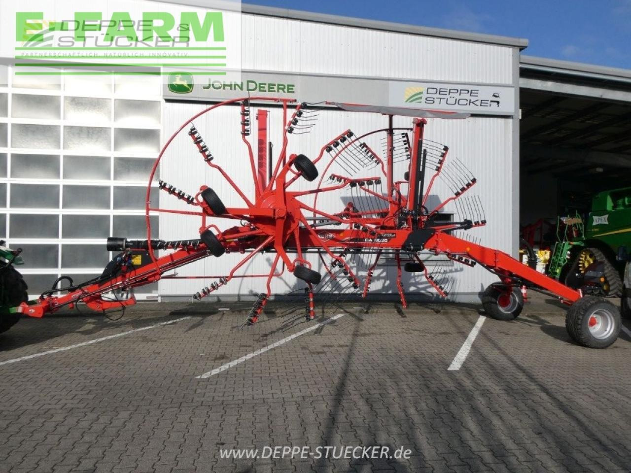 Kuhn ga 8030 - Faneuse: photos 1 Kuhn ga 8030 - Faneuse: photos 1