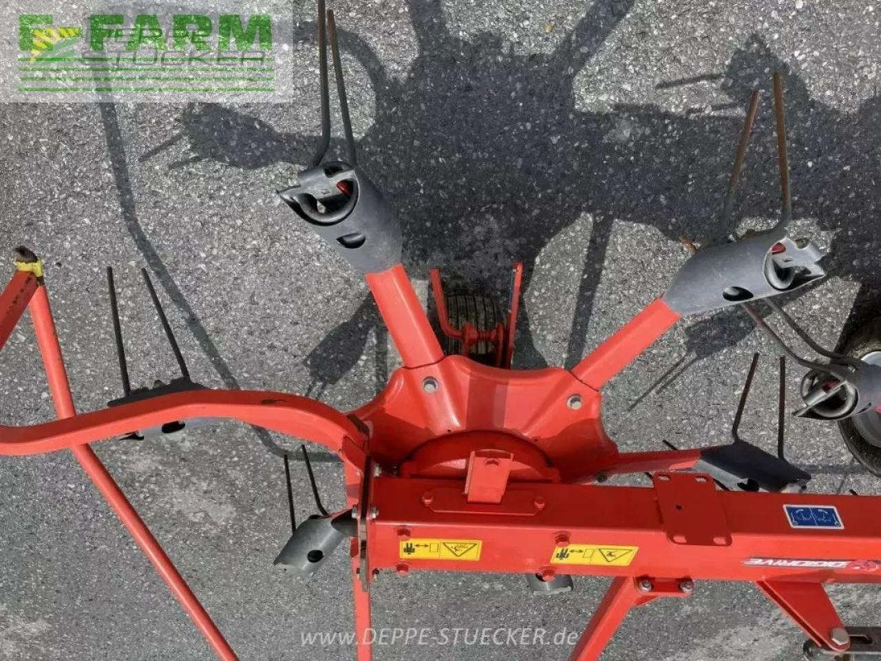 Kuhn gf10803 (my 2023) - Faneuse: photos 3 Kuhn gf10803 (my 2023) - Faneuse: photos 3