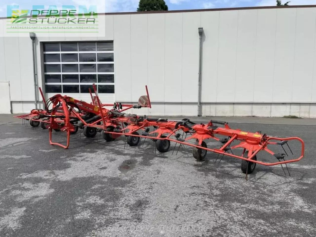 Kuhn gf10803 (my 2023) - Faneuse: photos 1 Kuhn gf10803 (my 2023) - Faneuse: photos 1