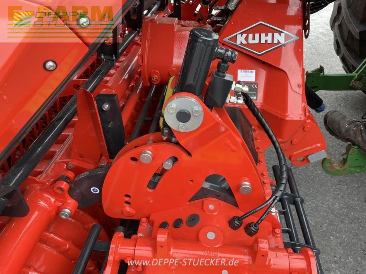 Kuhn hr3030 + venta3030 - Semoir: photos 2 Kuhn hr3030 + venta3030 - Semoir: photos 2