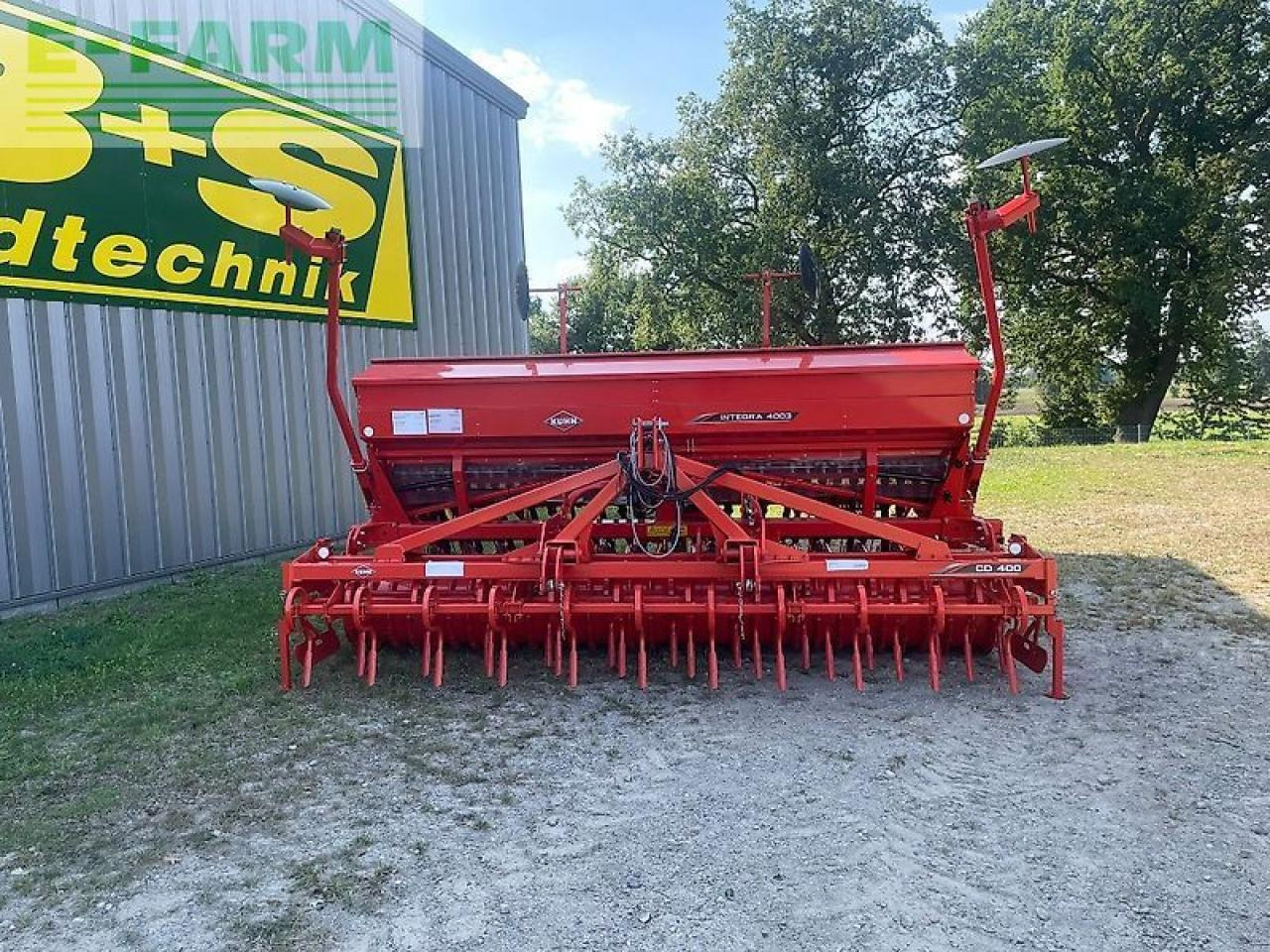 Kuhn integra 4003 - Semoir: photos 1 Kuhn integra 4003 - Semoir: photos 1