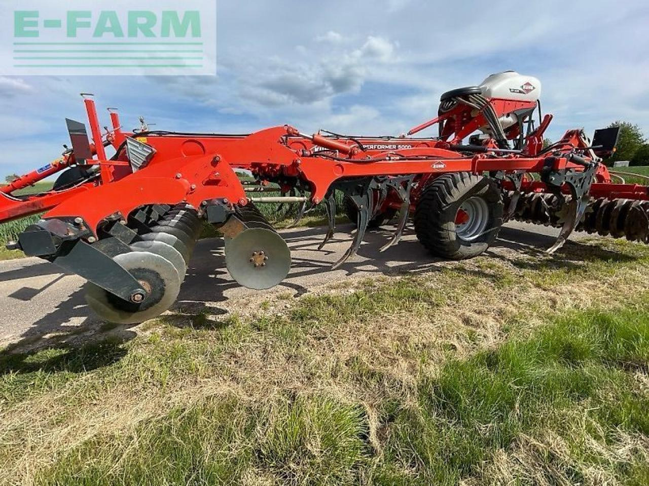 Kuhn performer 5000 - Combiné de semis: photos 4 Kuhn performer 5000 - Combiné de semis: photos 4